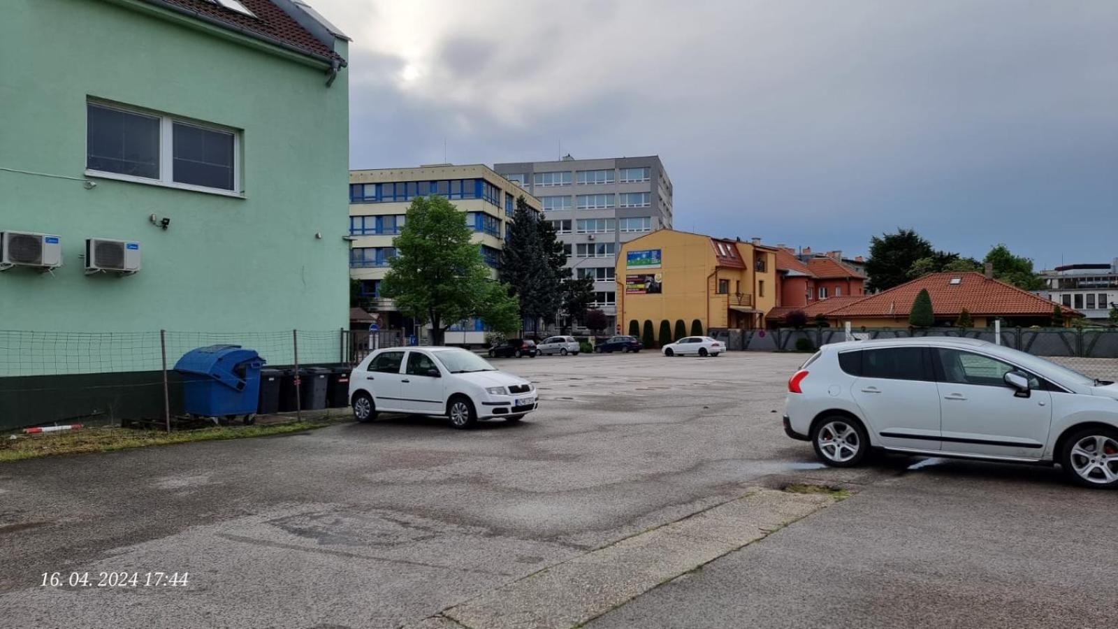 Turecka 49 Apt 2 Nové Zámky Zewnętrze zdjęcie
